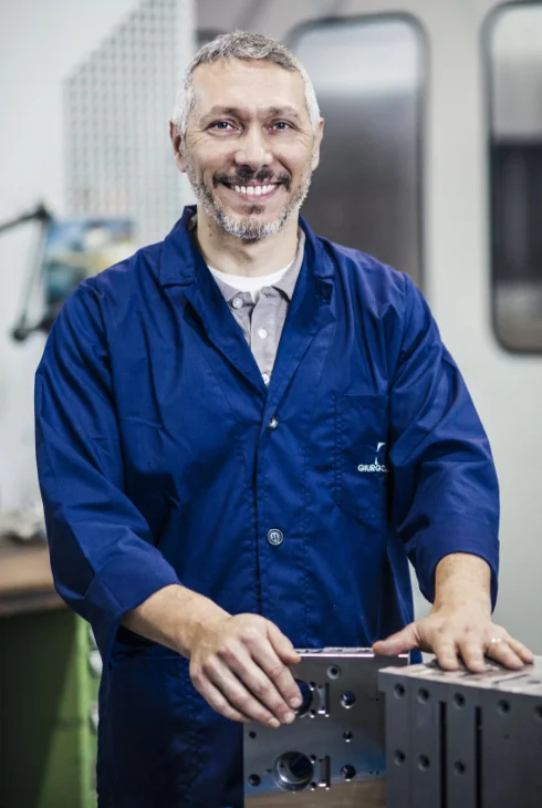 Team Giurgola stampi: Gian Luca Belloni